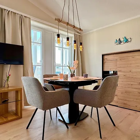 Ostseenah Mit Balkon Und Ahoi-rabatt Apartment Sellin (Rugen)
